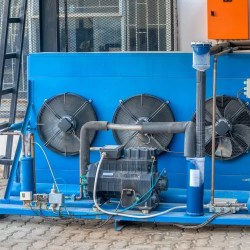 Condensing unit for chemical cold room